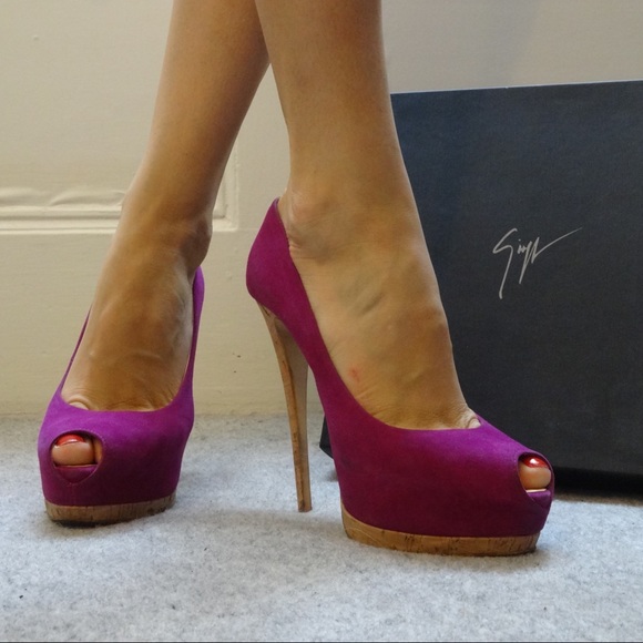 Guiseppe Zanotti Sharon 105 pumps size 8.5